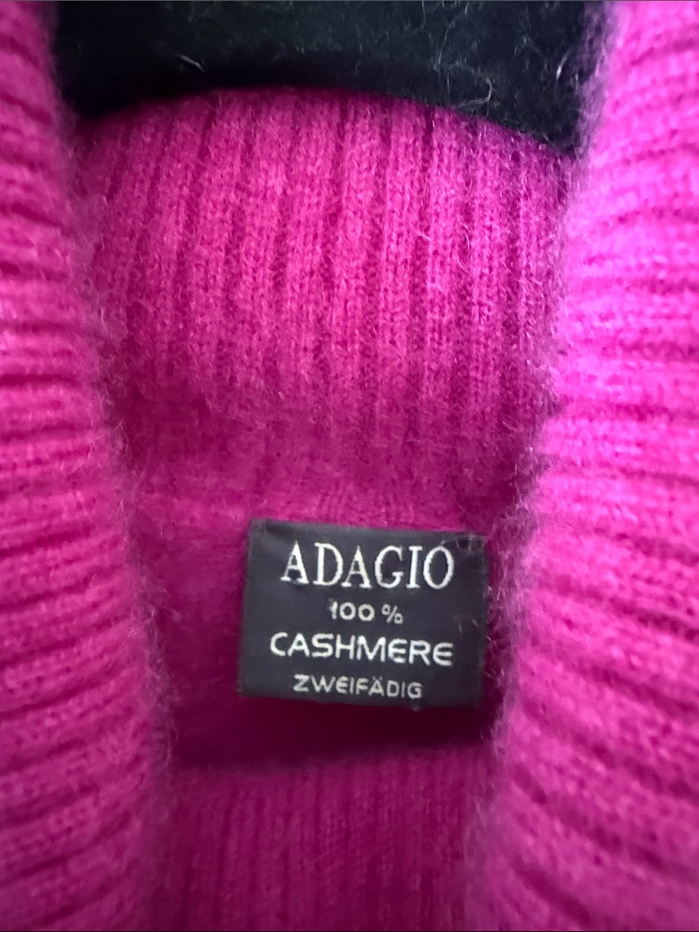 Adagio 100% Cashmere Magenta Pink Turtleneck Sweater - Picture 2 of 7